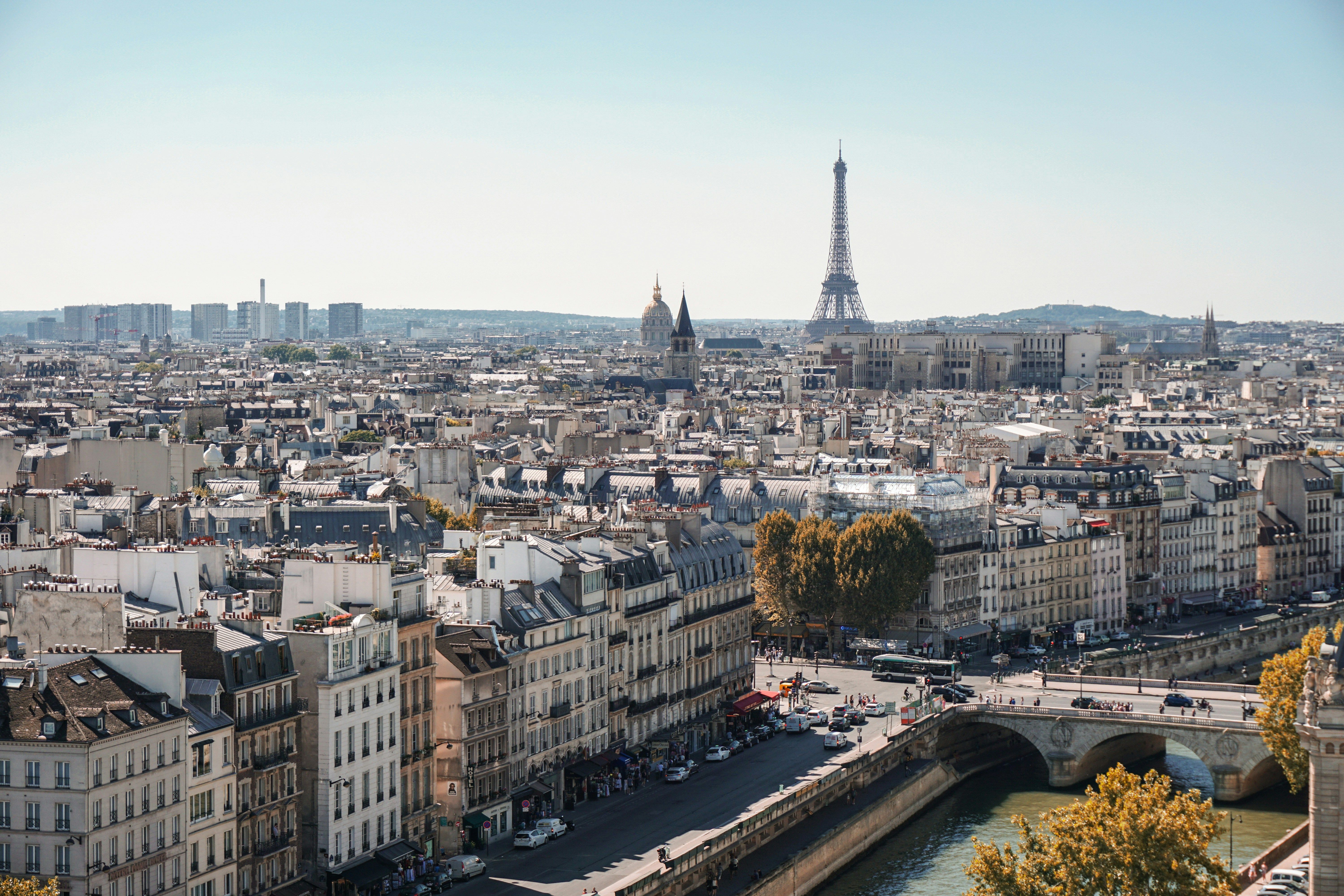Париж – найбільш обговорюване містом у Європі  хто ще потрапив у десятку - Закордон
