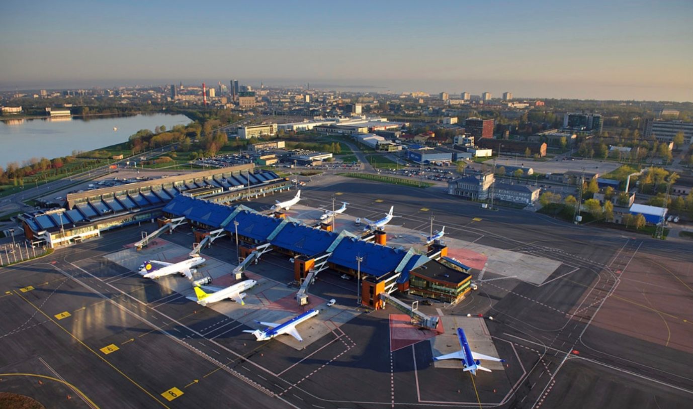 Аеропорт у ЄС зняв обмеження на перевезення рідин у літаку Аеропорт у ЄС зняв обмеження на перевезення рідин у літаку