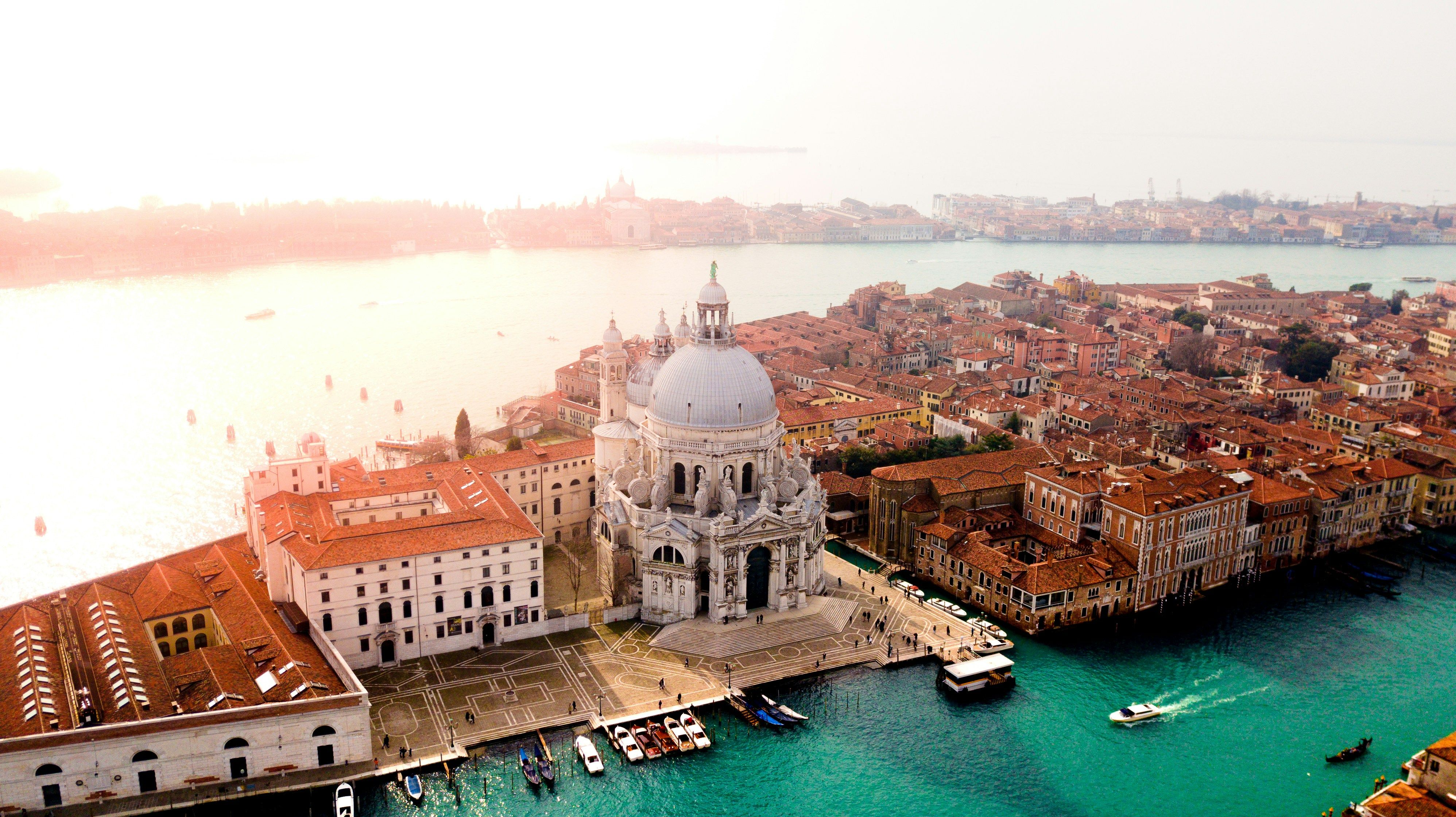 В Венеции будут штрафовать тех, кто не заплатит за вход в историческую часть