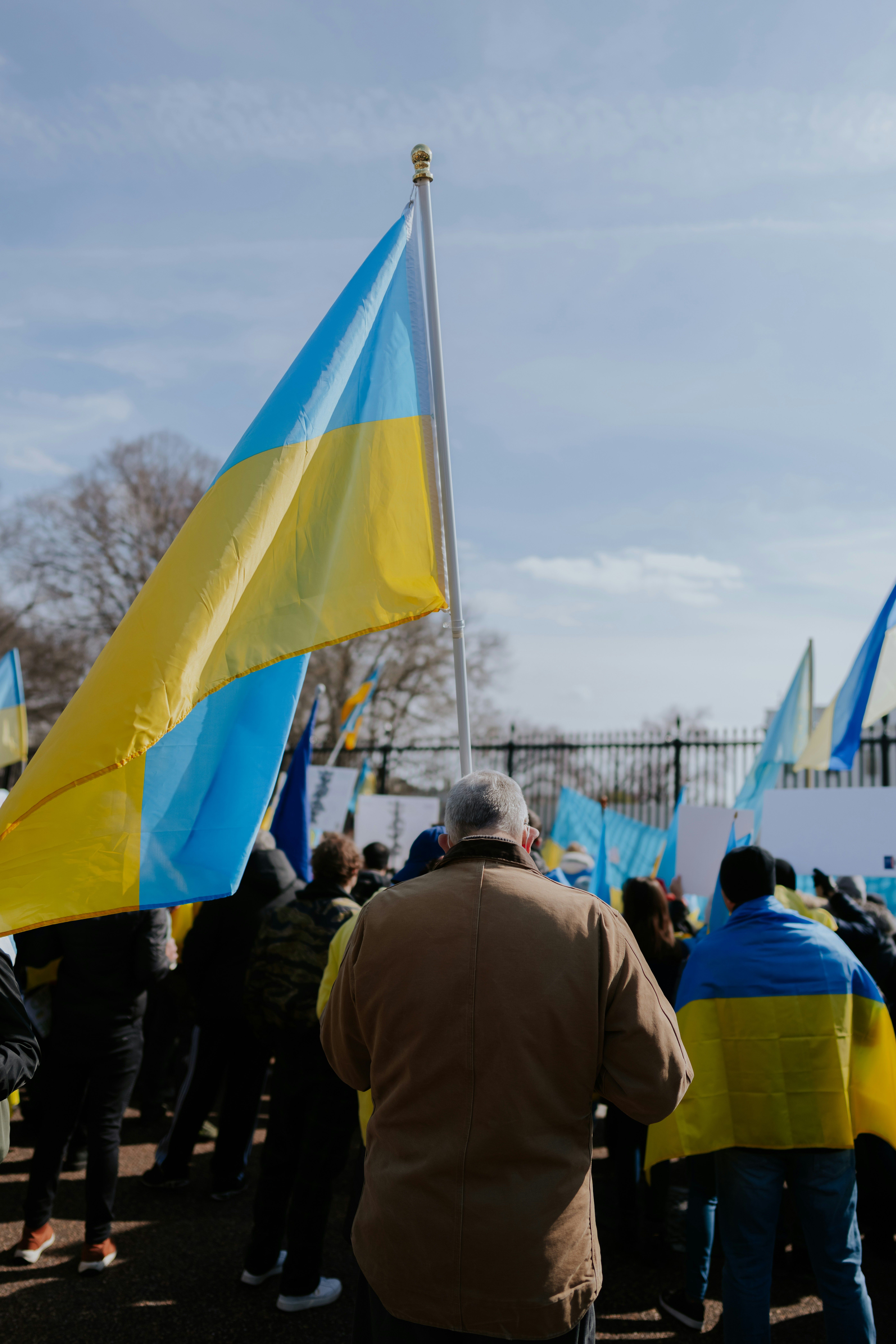 Депортируют ли украинских мужчин из Эстонии - в МИД дали четкий ответ