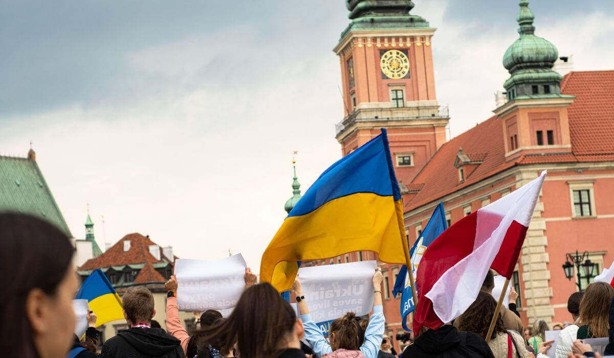 Українці у Польщі масово подають заявки, аби отримати міжнародний захист 