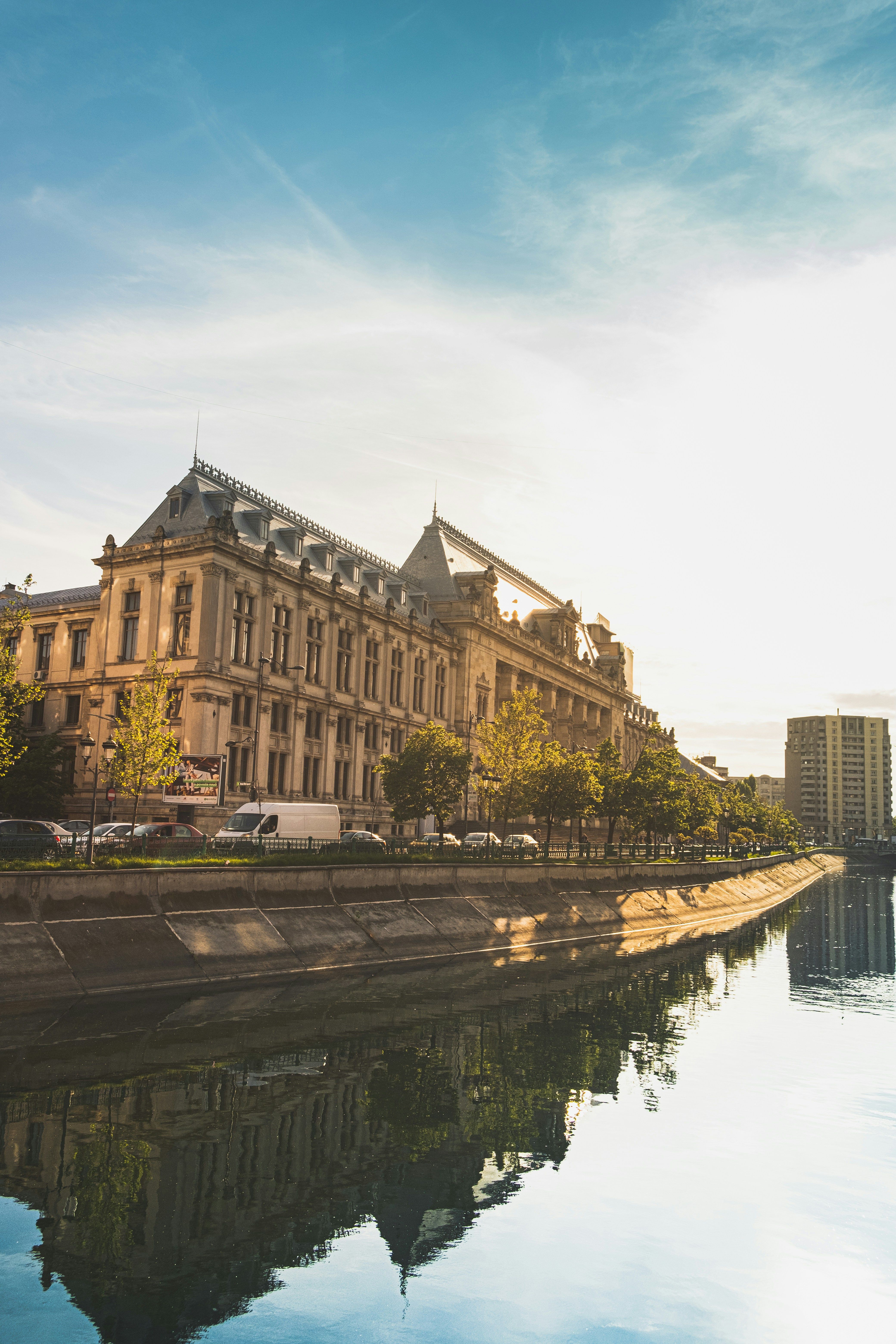 Бухарест визнали найдешевшим європейським містом для туризму Бухарест визнали найдешевшим європейським містом для туризму