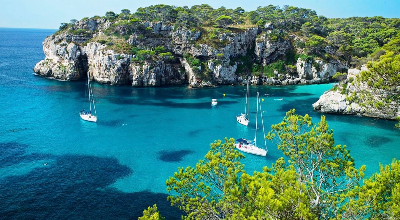 Село на Менорці хочуть закрити для туристів Село на Менорці хочуть закрити для туристів