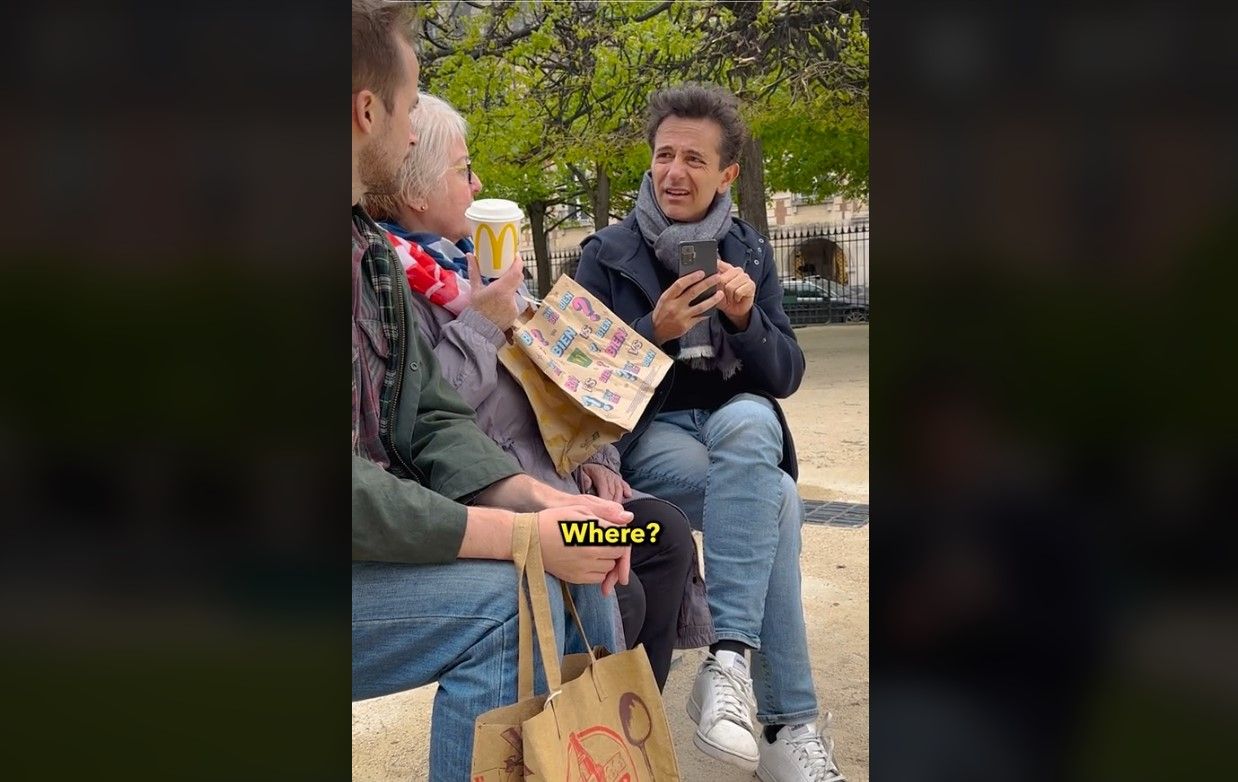 Вчитель французької Алекс висміяв стереотип про французів - дивіться курйозне відео Вчитель французької Алекс висміяв стереотип про французів - дивіться курйозне відео