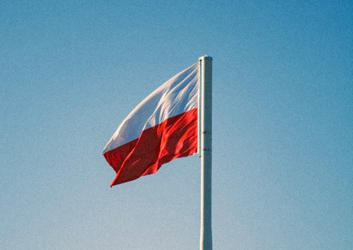 Як українцям в Польщі не втратити статус PESEL UKR Як українцям в Польщі не втратити статус PESEL UKR