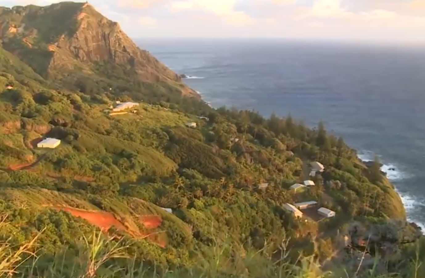 Їдеї для бюджетного переїзду за кордон - острів Піткерн запрошує безплатно переїхати Їдеї для бюджетного переїзду за кордон - острів Піткерн запрошує безплатно переїхати