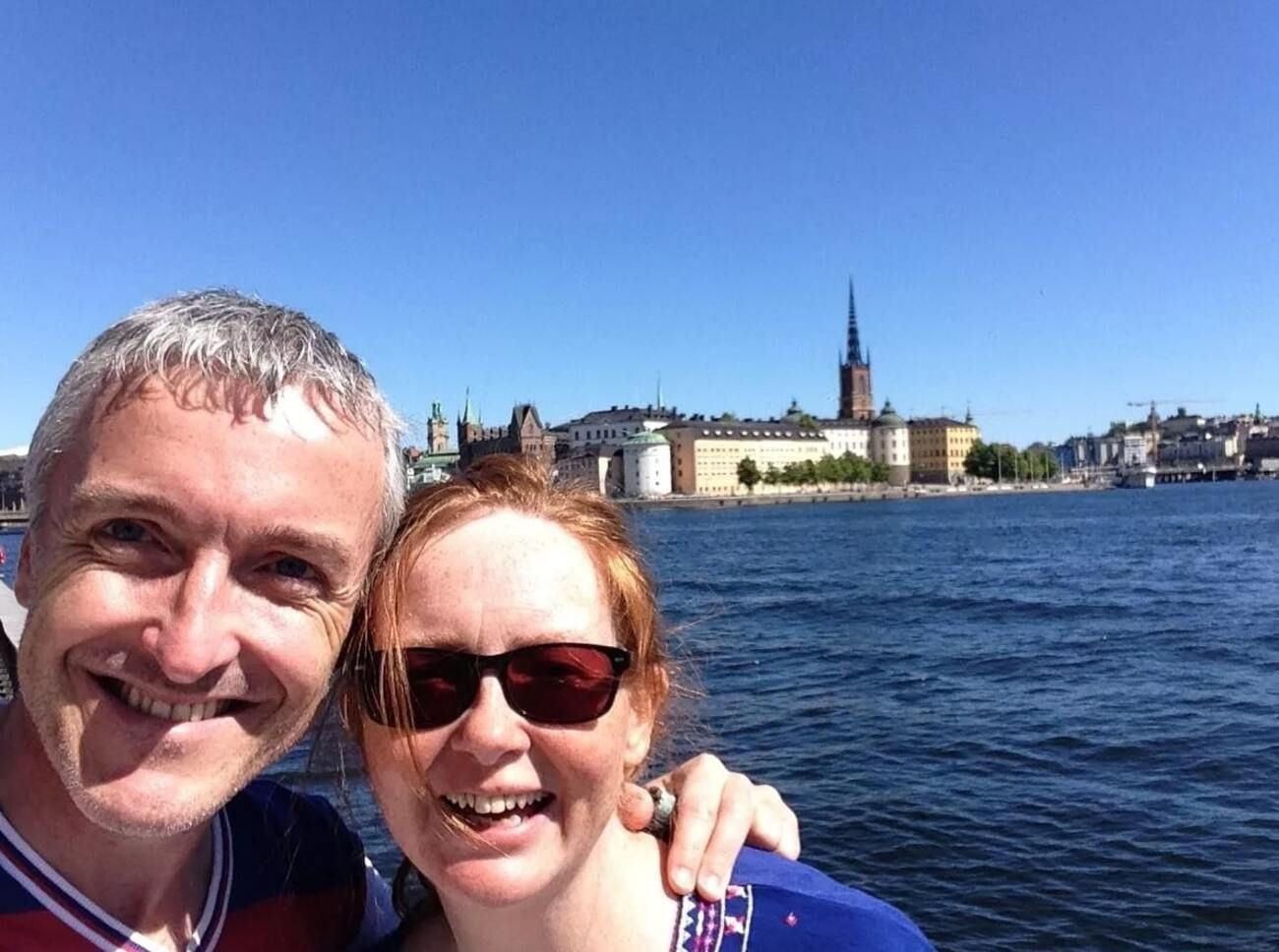 Як заощадити у подорожі - мандрівниця Ліззі Сір розповіла, як не платити за помешкання Як заощадити у подорожі - мандрівниця Ліззі Сір розповіла, як не платити за помешкання